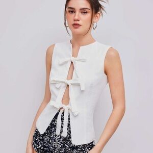 NWT woman’s 100 cotton blouse XL 
White